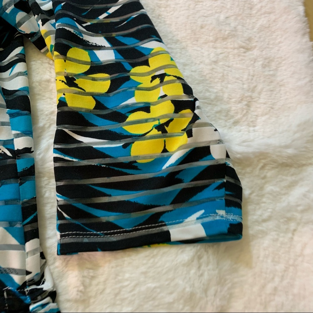 Ruby Rd. Lined Lightweight Floral Blouse Side Adj… - image 3